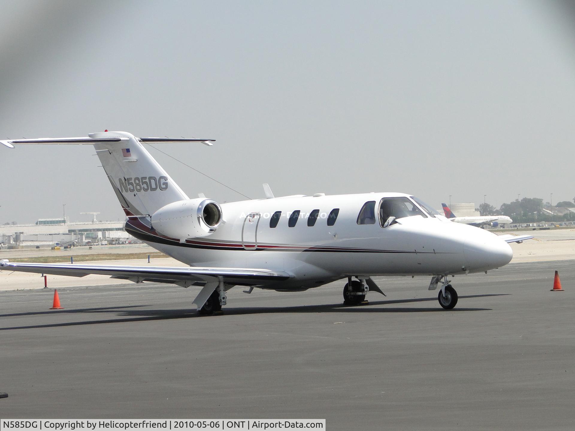N585DG, 1994 Cessna 525 Citation Jet C/N 525-0057, Parked on the southside of Ontario