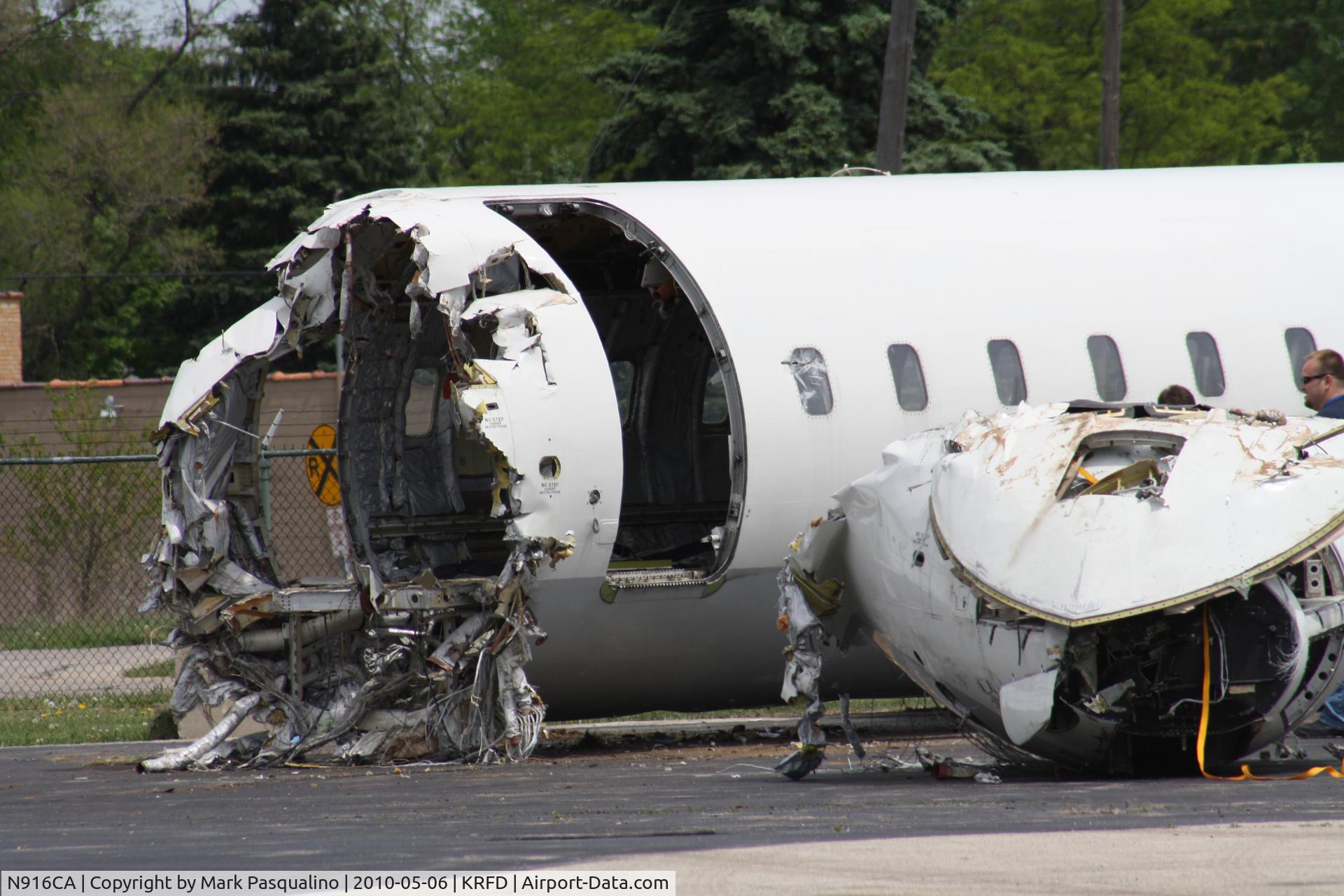 N916CA, 1993 Canadair CRJ-100ER (CL-600-2B19) C/N 7014, CL-600-2B19