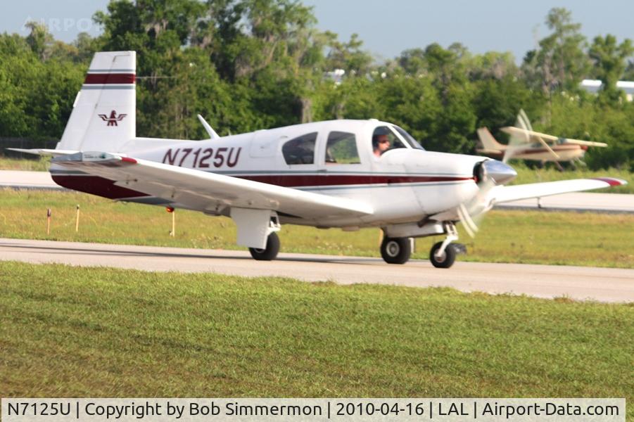 N7125U, 1964 Mooney M20E C/N 364, Sun N Fun 2010