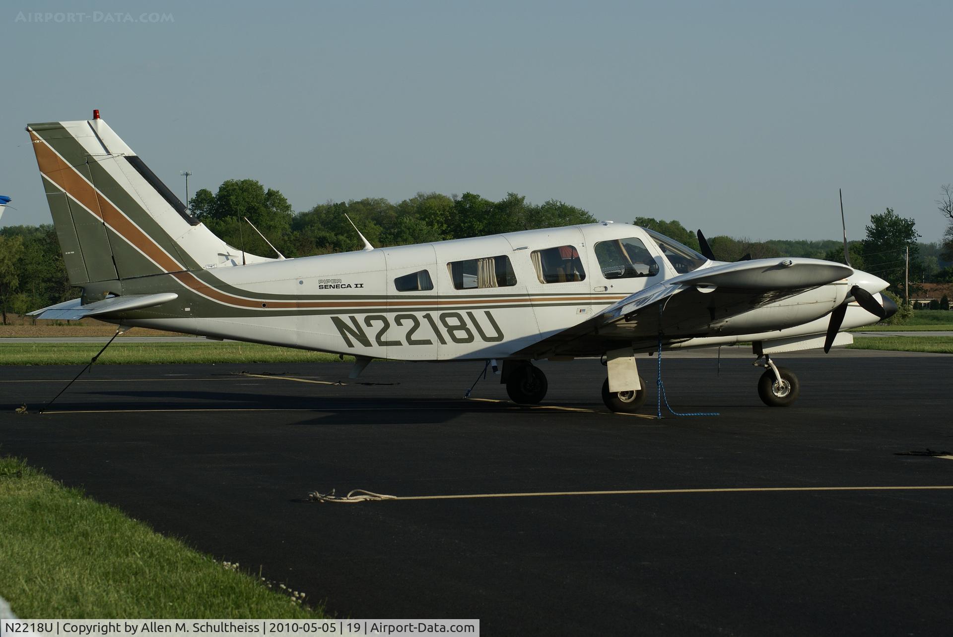 N2218U, 1979 Piper PA-34-200T C/N 34-7970152, 1979 Piper PA34-200T