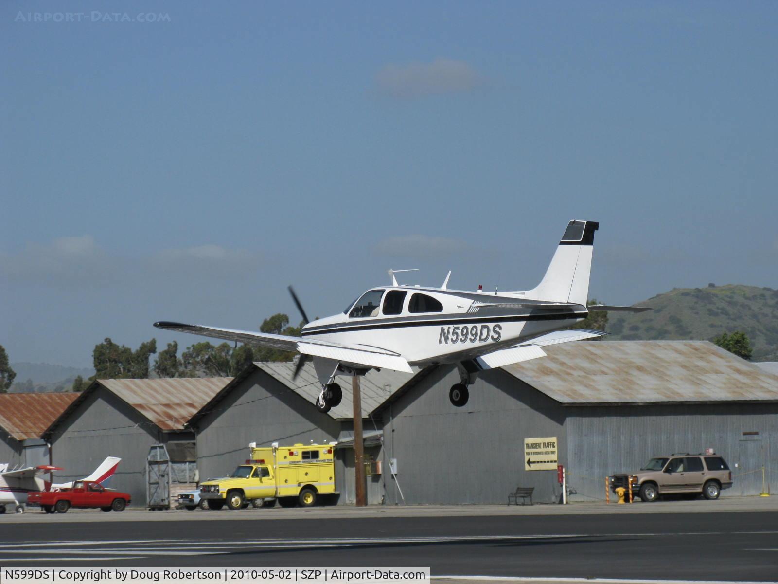 N599DS, 1967 Beech E33A Bonanza C/N CE-182, 1967 Beech E33A BONANZA, Continental IO-520-B 285 Hp, landing Rwy 22