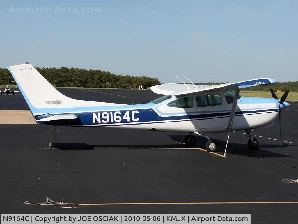 N9164C, 1978 Cessna R182 Skylane RG C/N R18200433, @KMJX