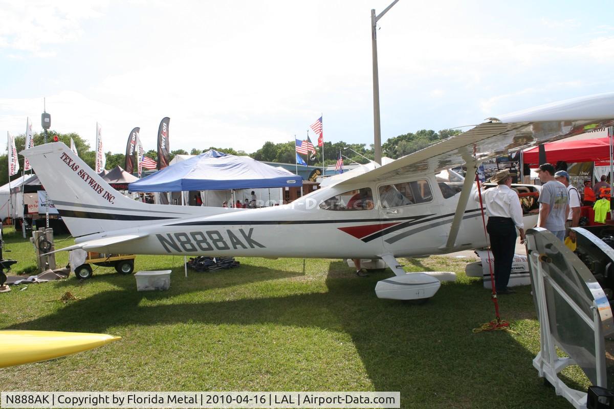 N888AK, 1998 Cessna 182S Skylane C/N 18280284, Cessna 182S