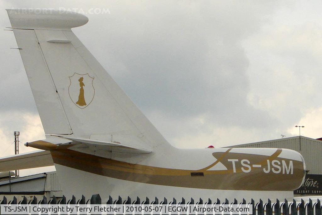 TS-JSM, 1992 Dassault Falcon 900B C/N 111, Shame this Falcon 900 was not in a more favourable spot to photograph