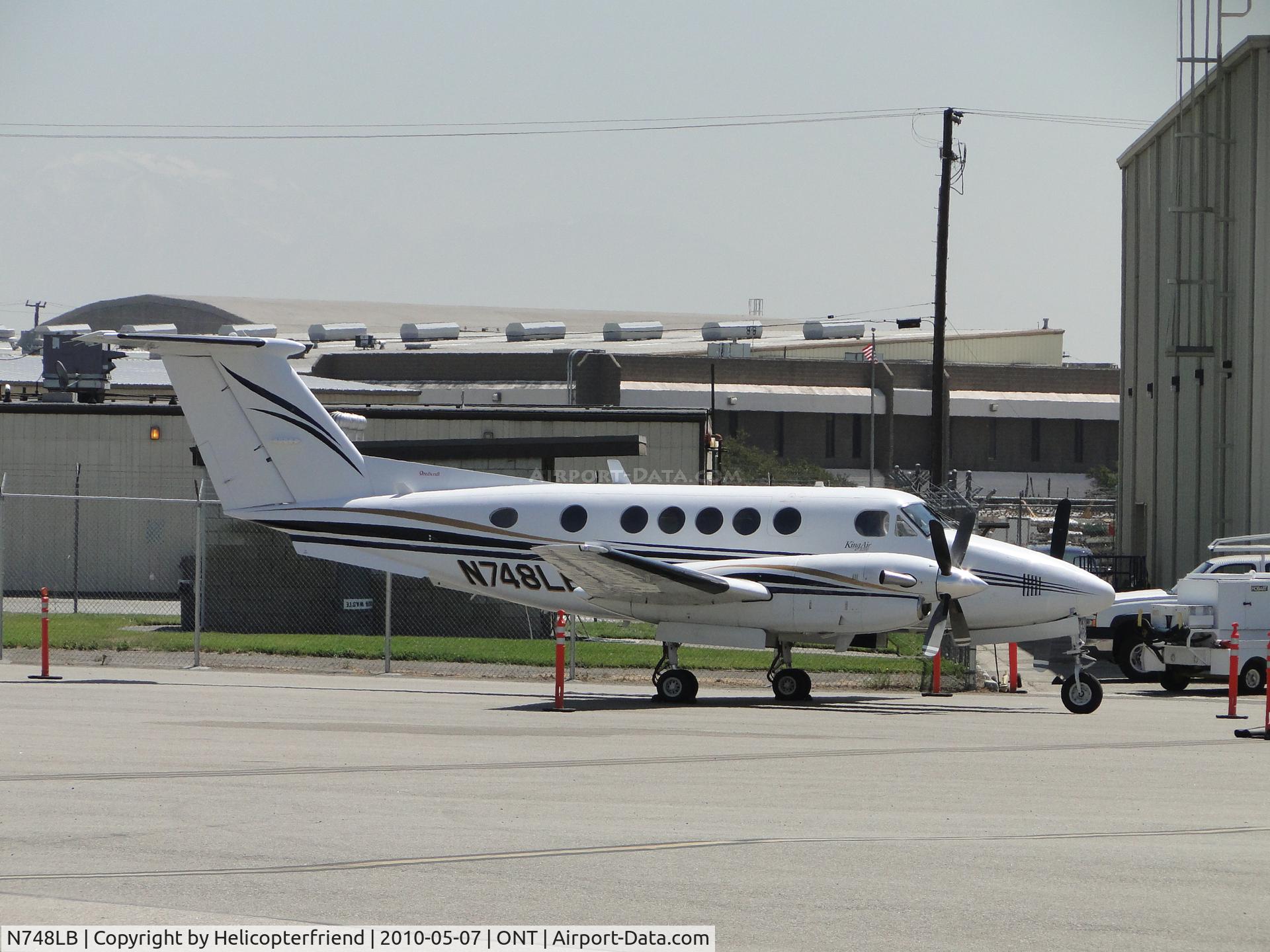N748LB, 1990 Beech B200 King Air C/N BB-1374, Parked at Ontario
