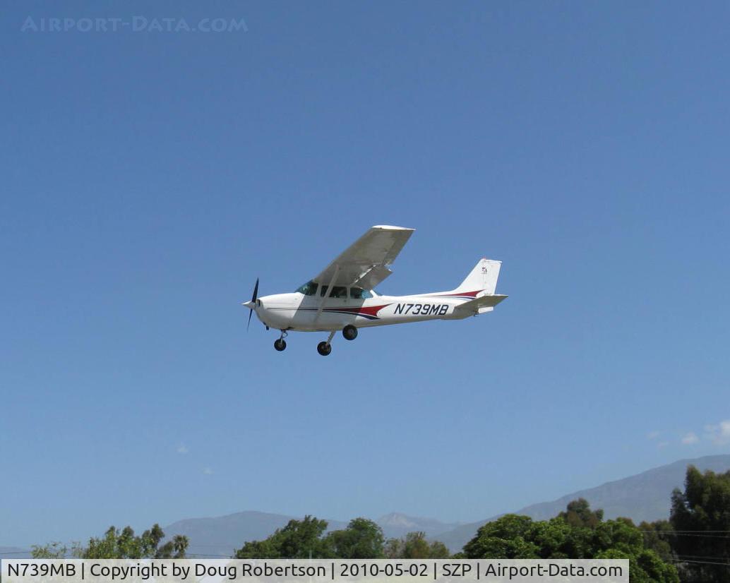 N739MB, 1978 Cessna 172N C/N 17270641, 1978 Cessna 172N SKYHAWK II, Lycoming O-320-H2AD 160 Hp, on final Rwy 22