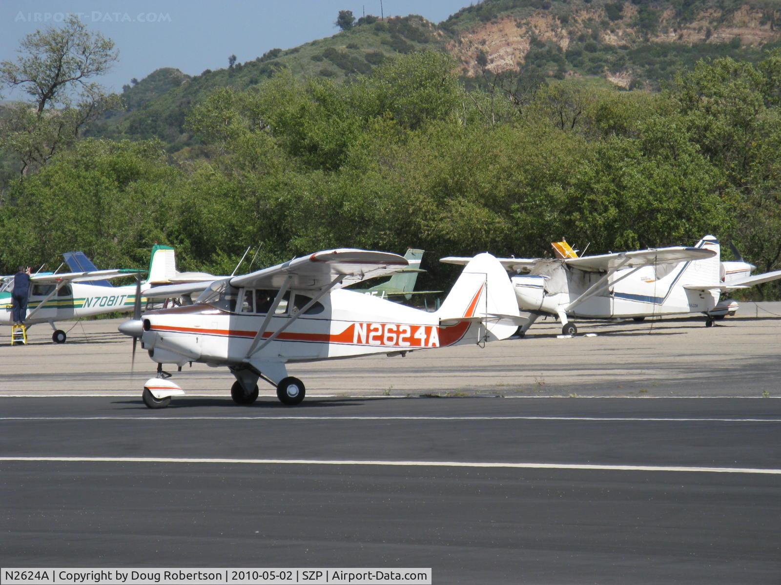 N2624A, 1953 Piper PA-22-135 Tri-Pacer C/N 22-1091, 1953 Piper Pa-22-135 TRI-PACER, Lycoming O-320 upgrade, taxi across the active
