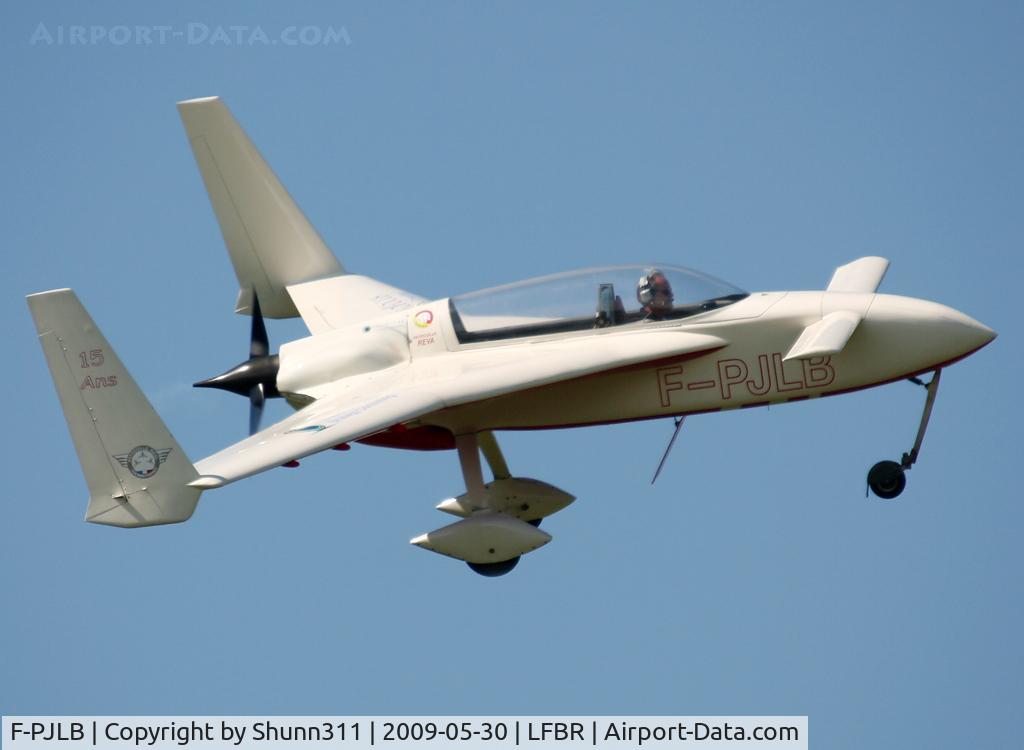 F-PJLB, Rutan Long-EZ C/N 1344, On landing after the Show...
