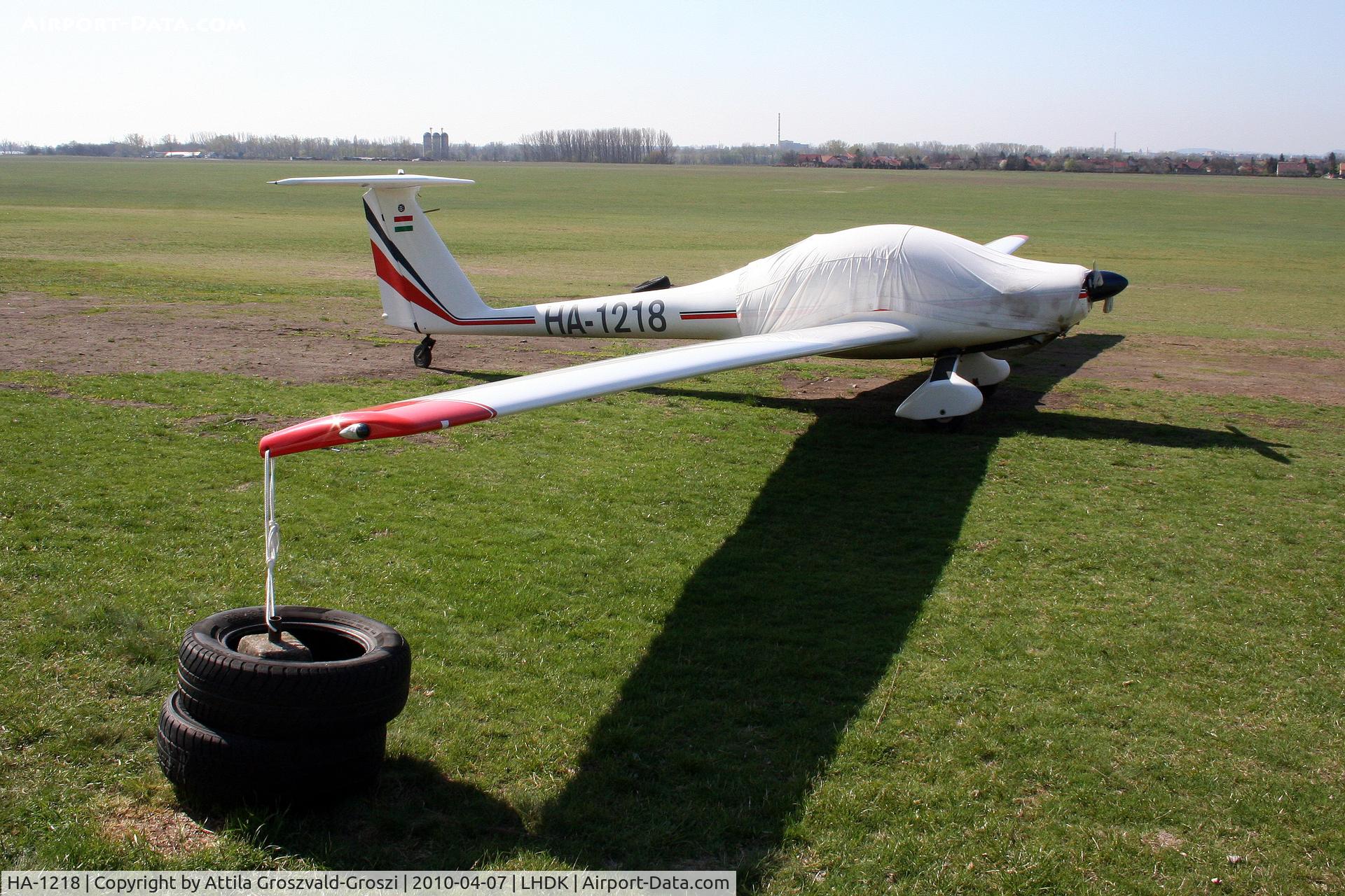 HA-1218, 1987 Hoffmann H-36 Dimona C/N 36253, Dunakeszi Airport, Hungary