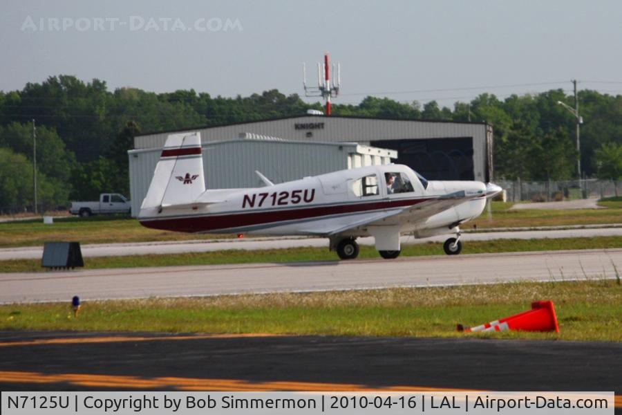 N7125U, 1964 Mooney M20E C/N 364, Departing Lakeland, FL during Sun N Fun 2010