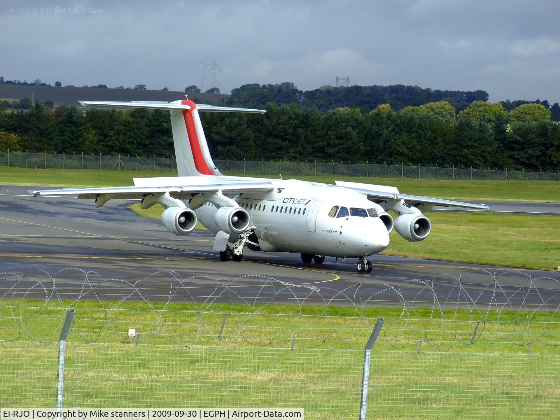 EI-RJO, 1999 British Aerospace Avro 146-RJ85A C/N E2352, Cityjet RJ85 Arrives At EDI