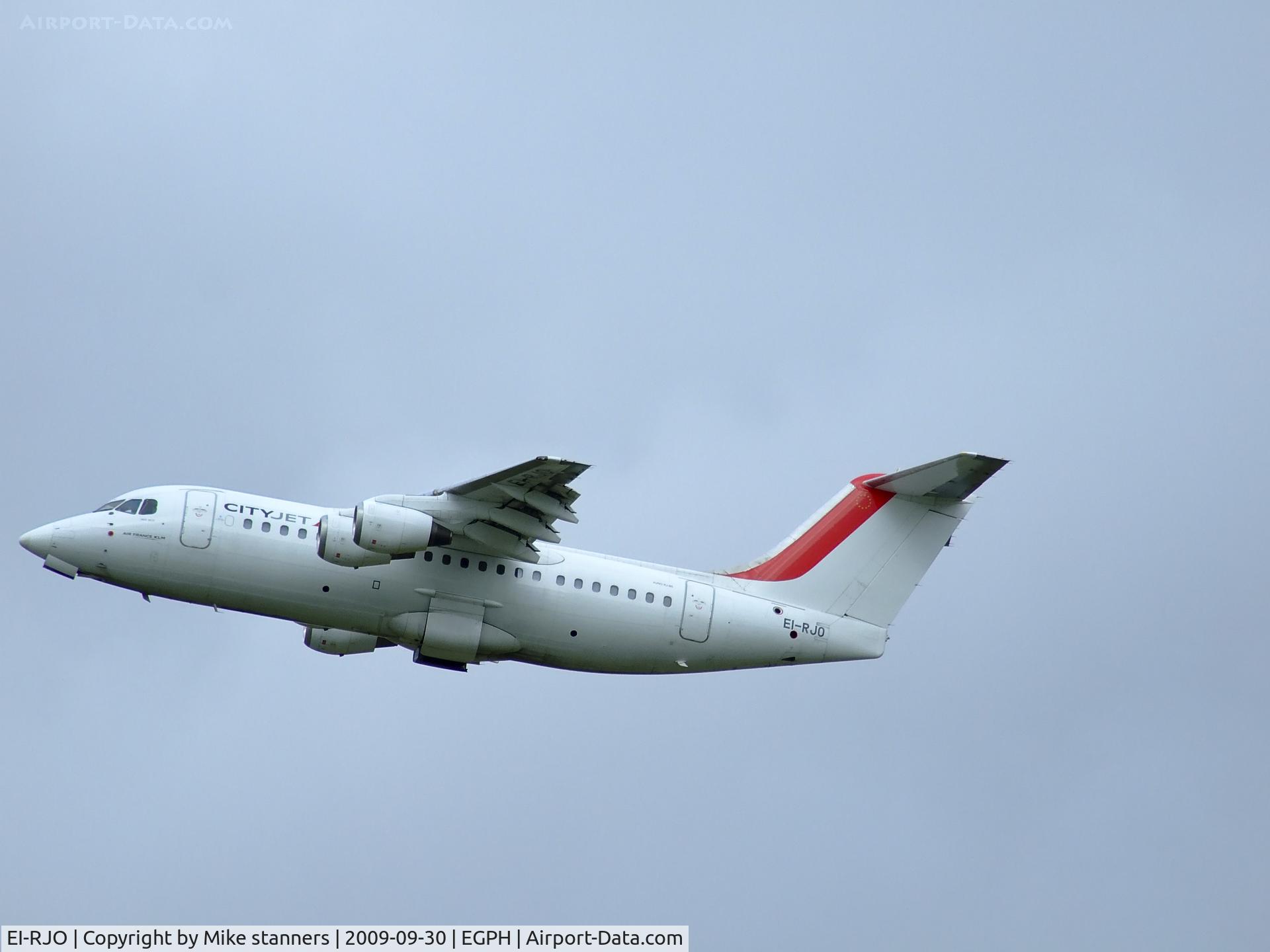 EI-RJO, 1999 British Aerospace Avro 146-RJ85A C/N E2352, 
