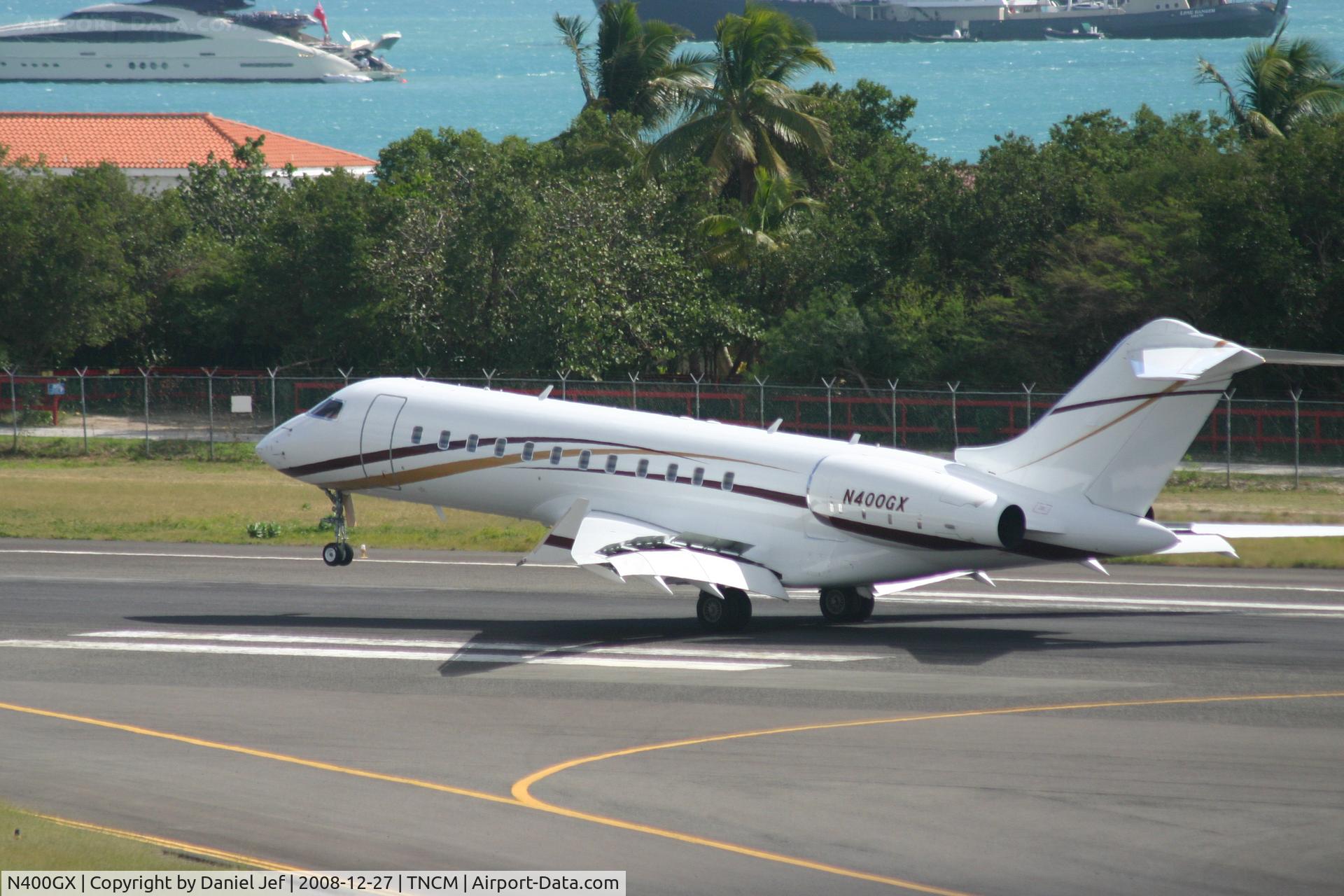 N400GX, 1999 Bombardier BD-700-1A10 Global Express C/N 9037, N400GX on the roll out at TNCM runway 10