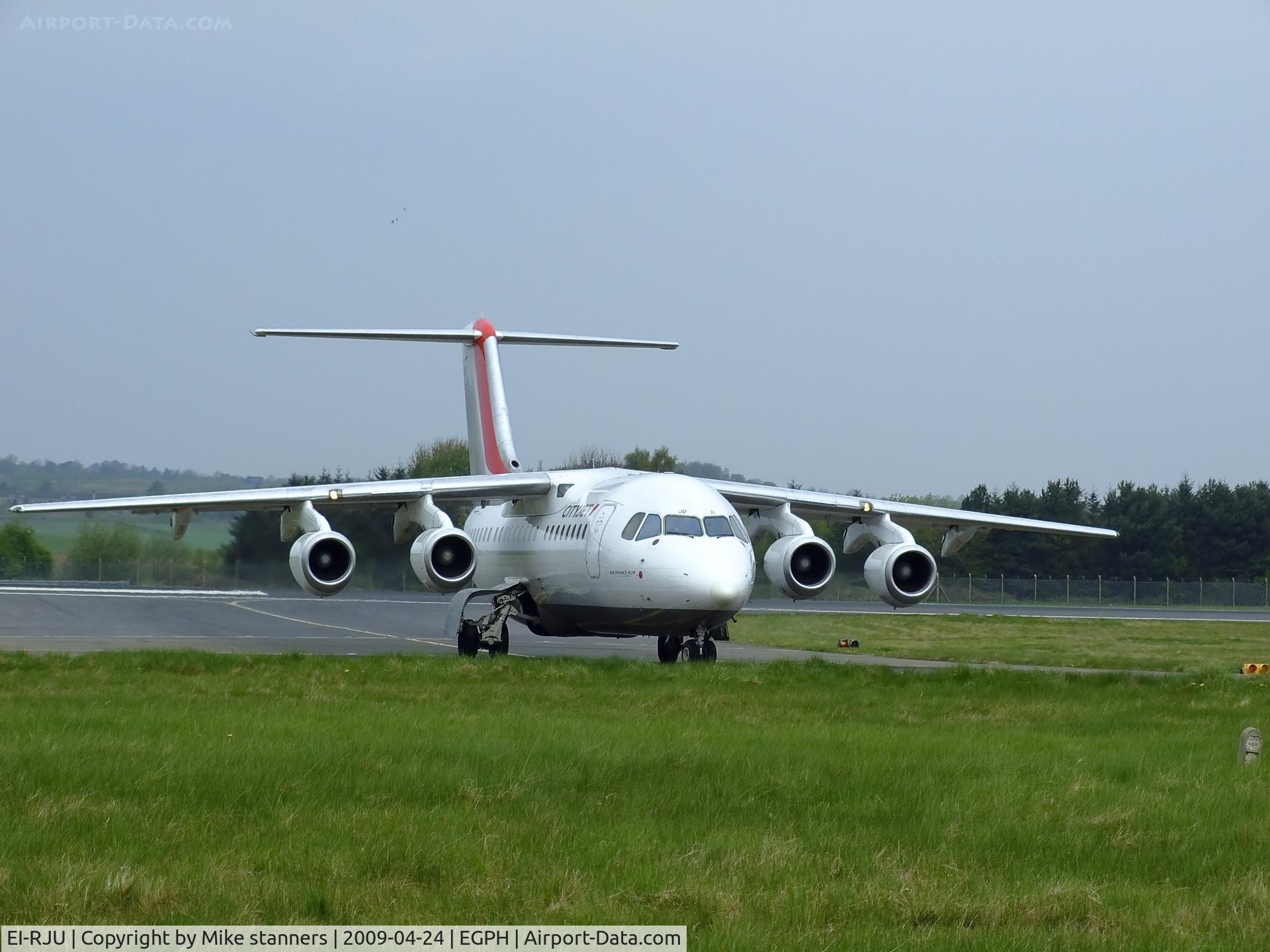 EI-RJU, 2000 British Aerospace Avro 146-RJ85A C/N E2367, Cityjet RJ85 Arrives At EDI