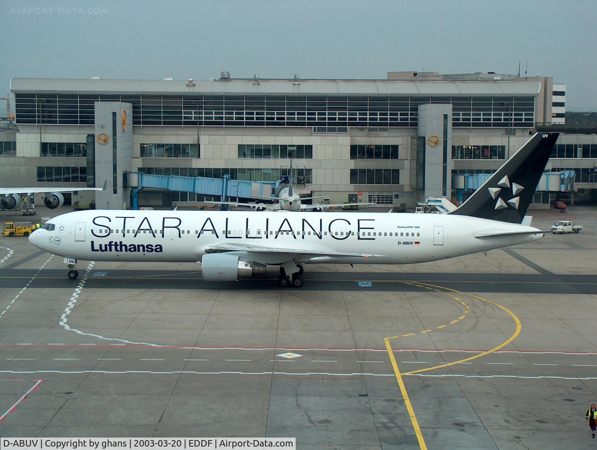 D-ABUV, 1998 Boeing 767-3Z9/ER C/N 29867, Nice star alliance