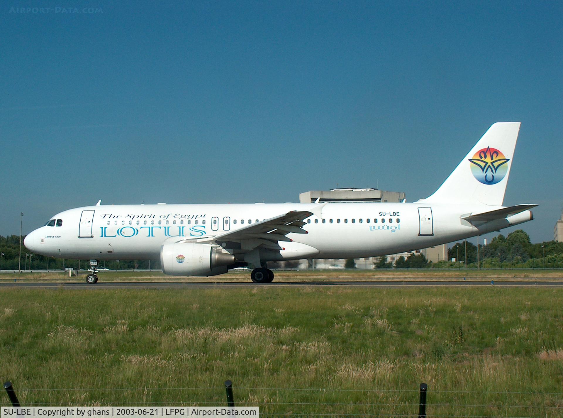 SU-LBE, 2001 Airbus A320-214 C/N 1413, Taxiing to the runway