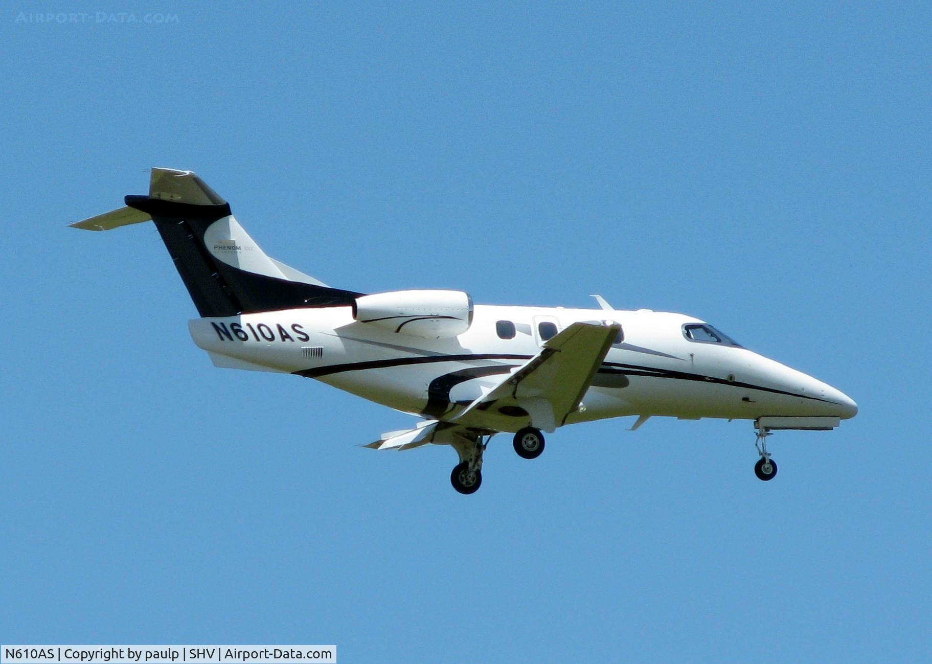 N610AS, 2009 Embraer EMB-500 Phenom 100 C/N 50000044, Landing at Shreveport Regional.