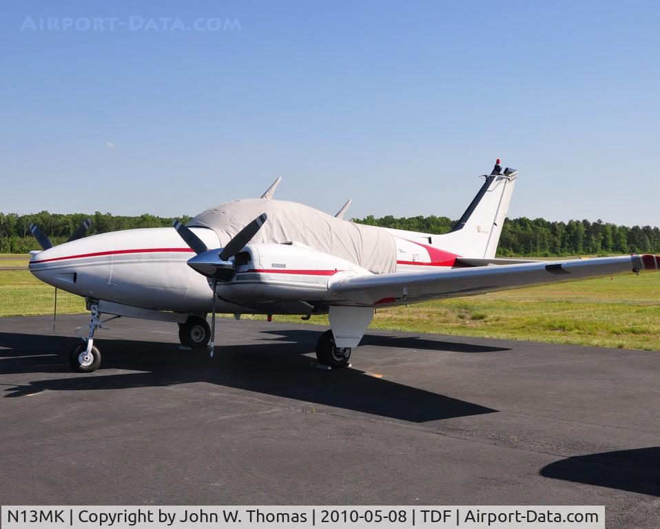 N13MK, 1968 Beech D55 Baron C/N TE-515, Vintage Aircraft Fly In