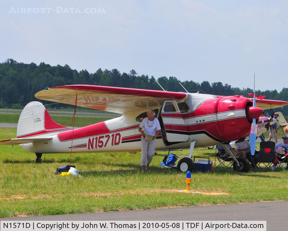 N1571D, 1952 Cessna 195A C/N 7793, Vintage Aircraft Fly In