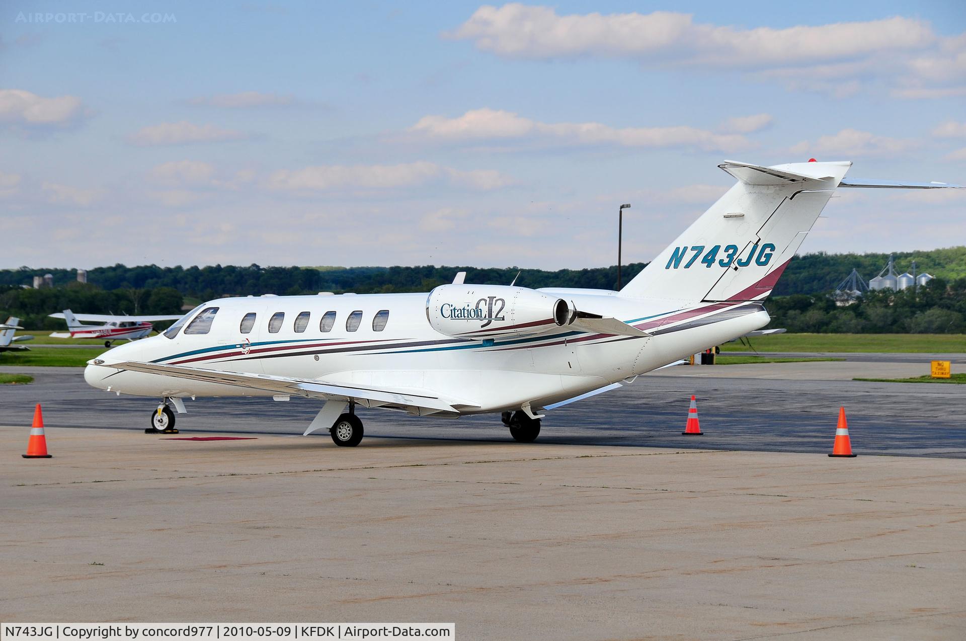 N743JG, 2002 Cessna 525A CitationJet CJ2 C/N 525A0056, Seen at KFDK on 5/9/2010.