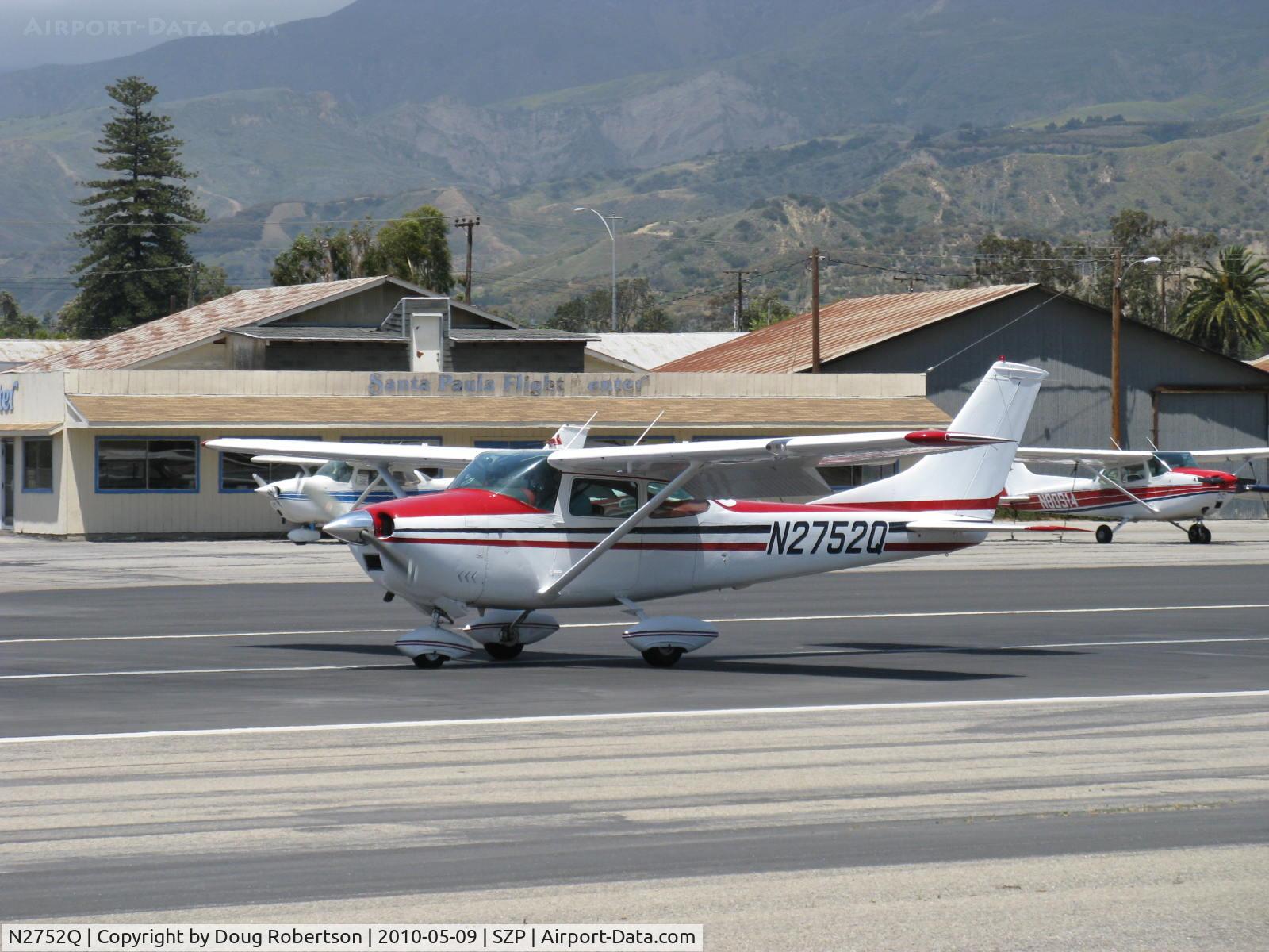 N2752Q, 1967 Cessna 182K Skylane C/N 18257952, 1967 Cessna 182K SKYLANE, Continental O-470-S 230 Hp, landing roll Rwy 22