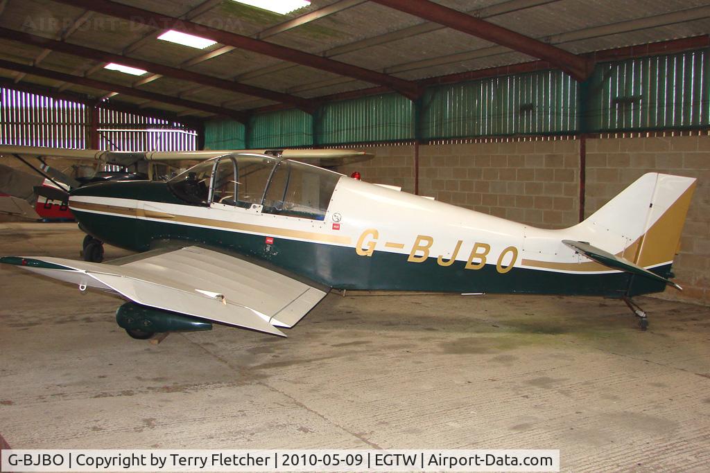 G-BJBO, 1966 CEA Jodel DR-250-160 Capitaine C/N 40, 1966 Centre Est Aeronautique JODEL DR250/160 at Oaksey Park