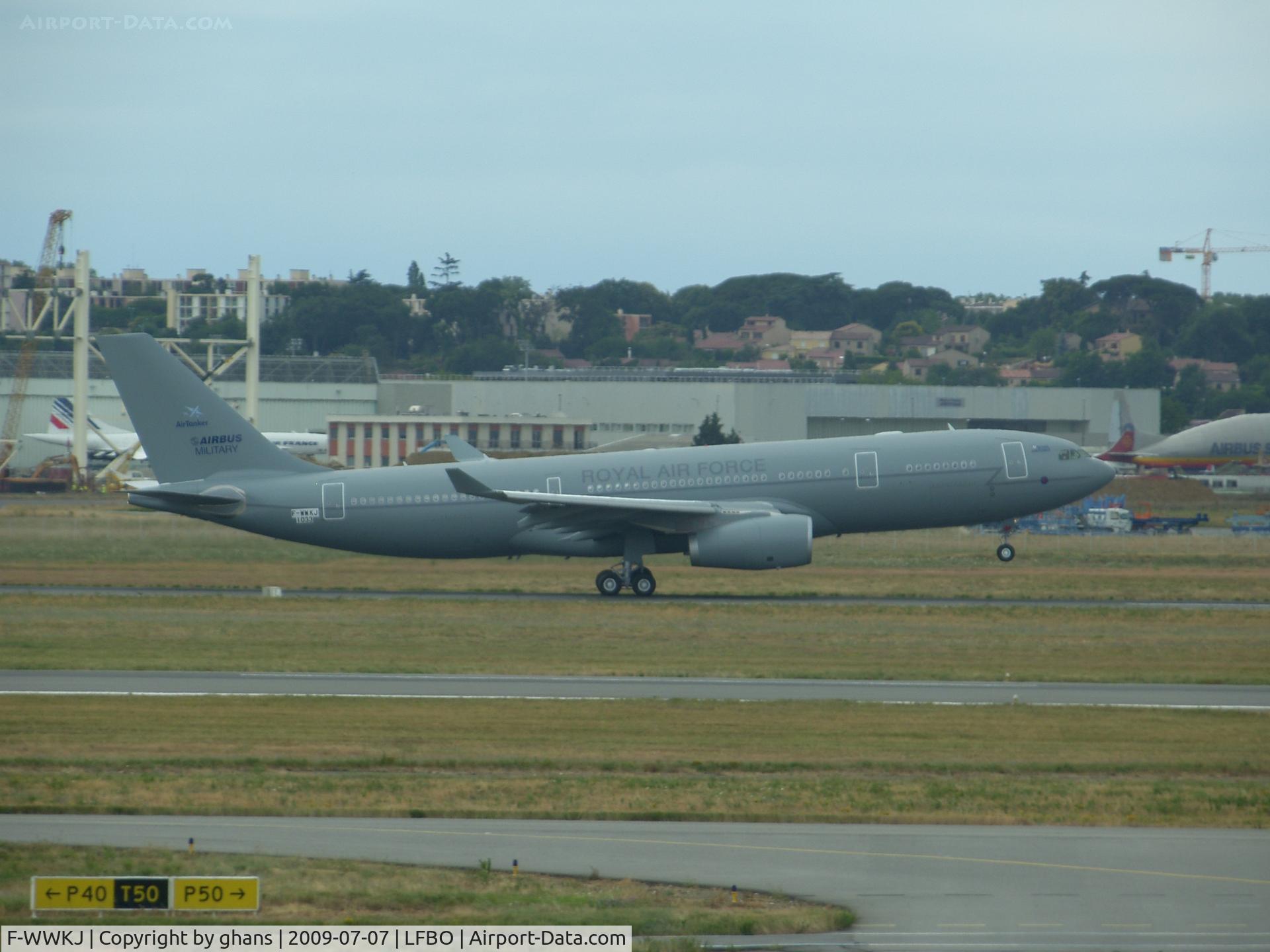 F-WWKJ, 2009 Airbus KC3 Voyager (A330-243MRTT) C/N 1033, First tankerversion for the Royal Air Force