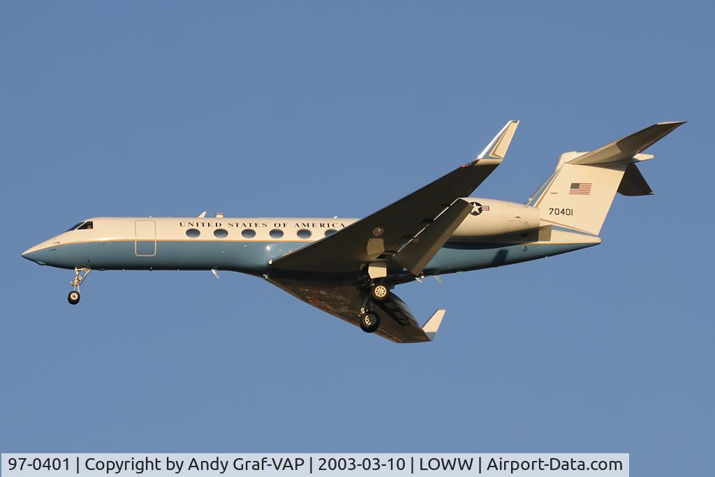 97-0401, 1997 Gulfstream Aerospace C-37A (Gulfstream V) C/N 542, US Goverment - Gulfstream 5