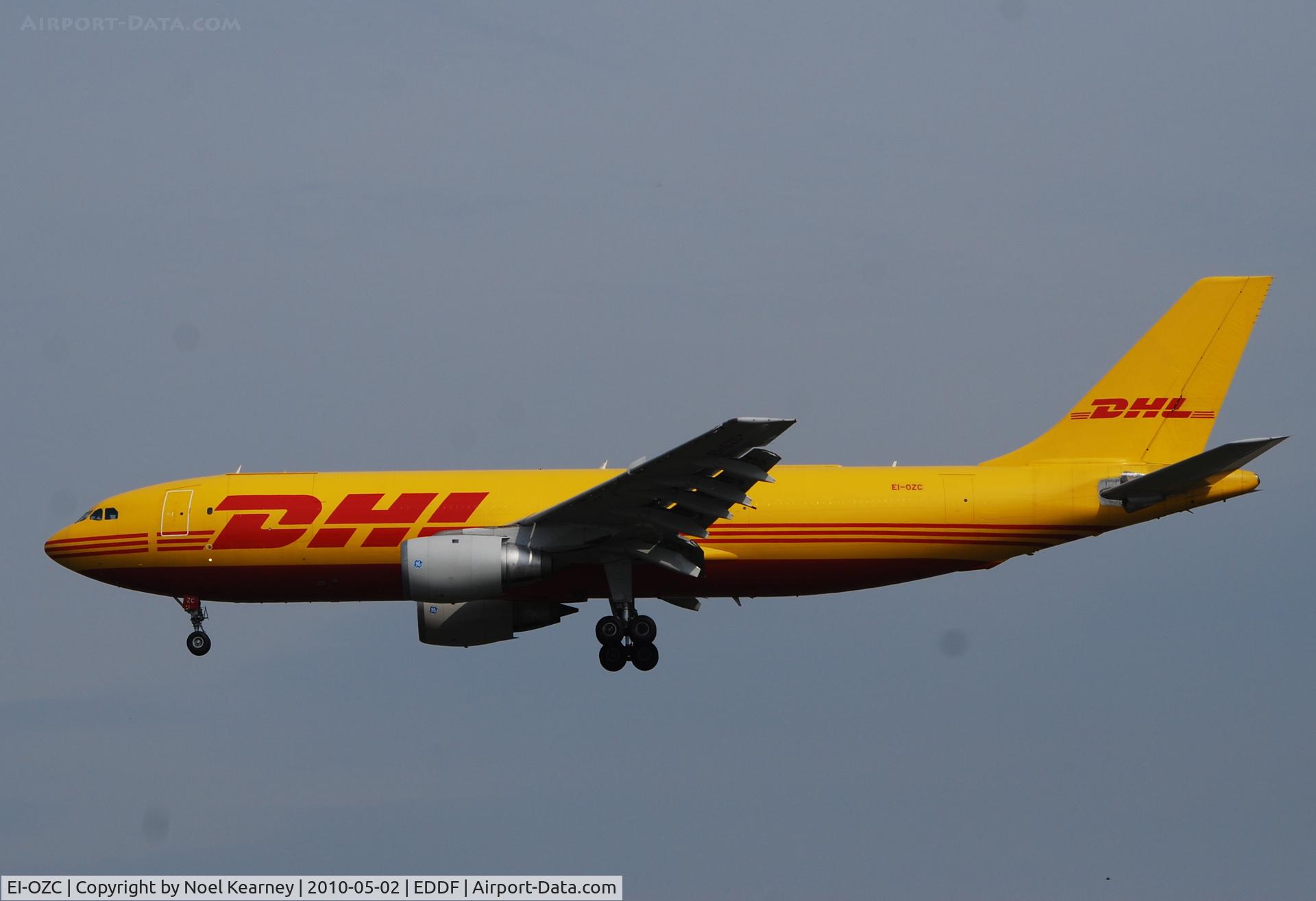 EI-OZC, 1982 Airbus A300B4-103(F) C/N 189, Landing 25L