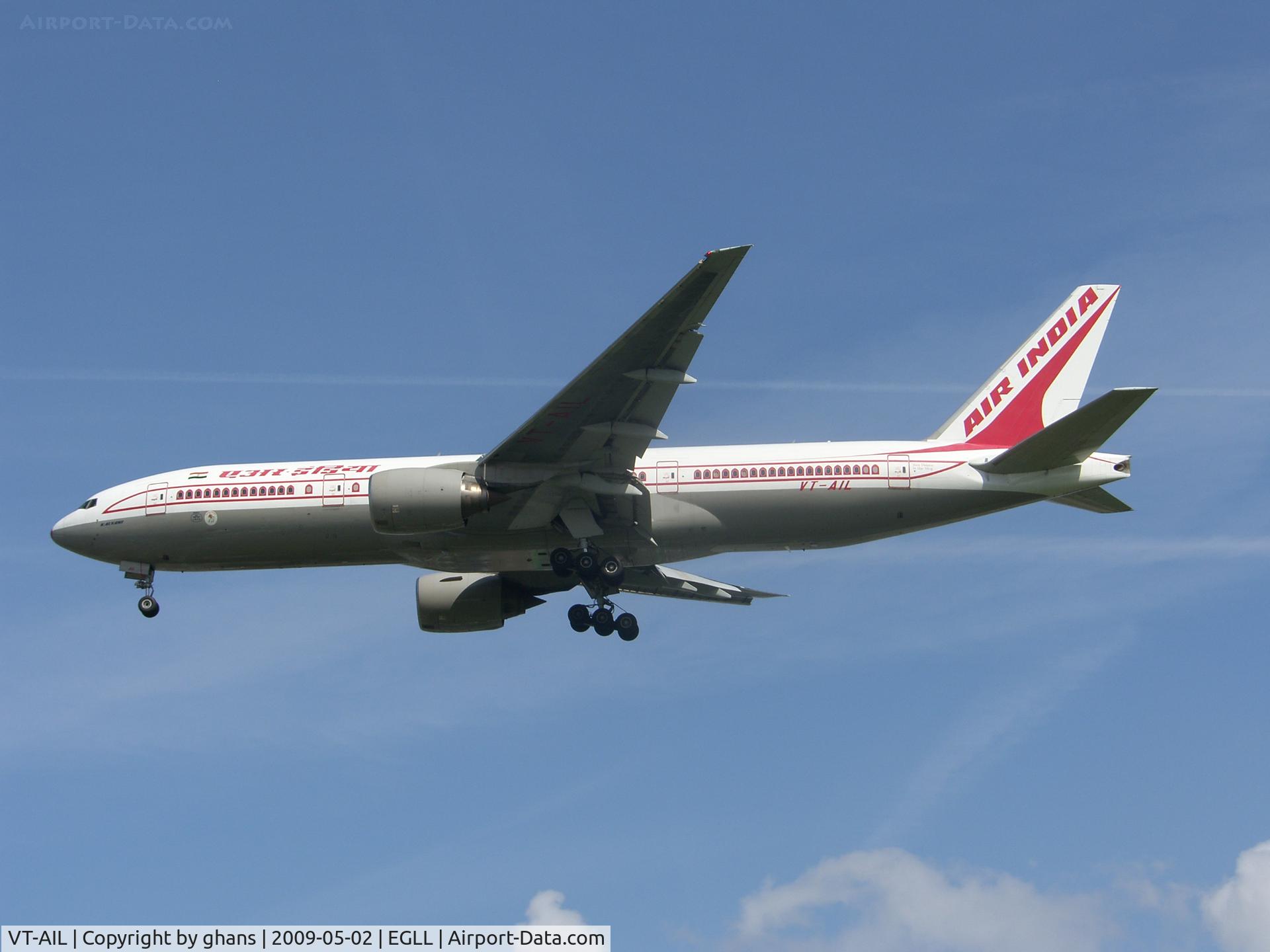 VT-AIL, 1997 Boeing 777-222 C/N 26935, A very big Indian bird