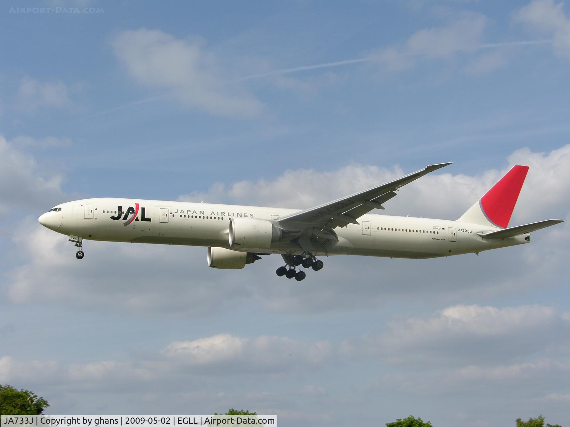 JA733J, 2005 Boeing 777-346/ER C/N 32432, Japan Air Lines Triple7