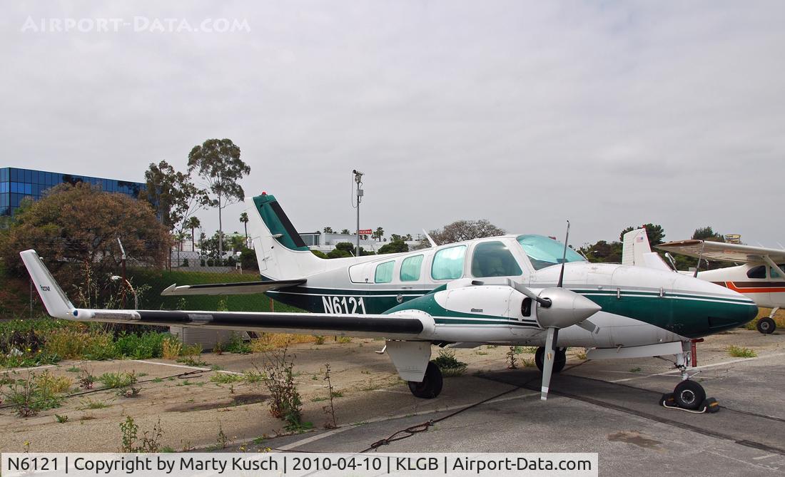 N6121, 1978 Beech 58 Baron C/N TH-955, Unique 4 bladed props