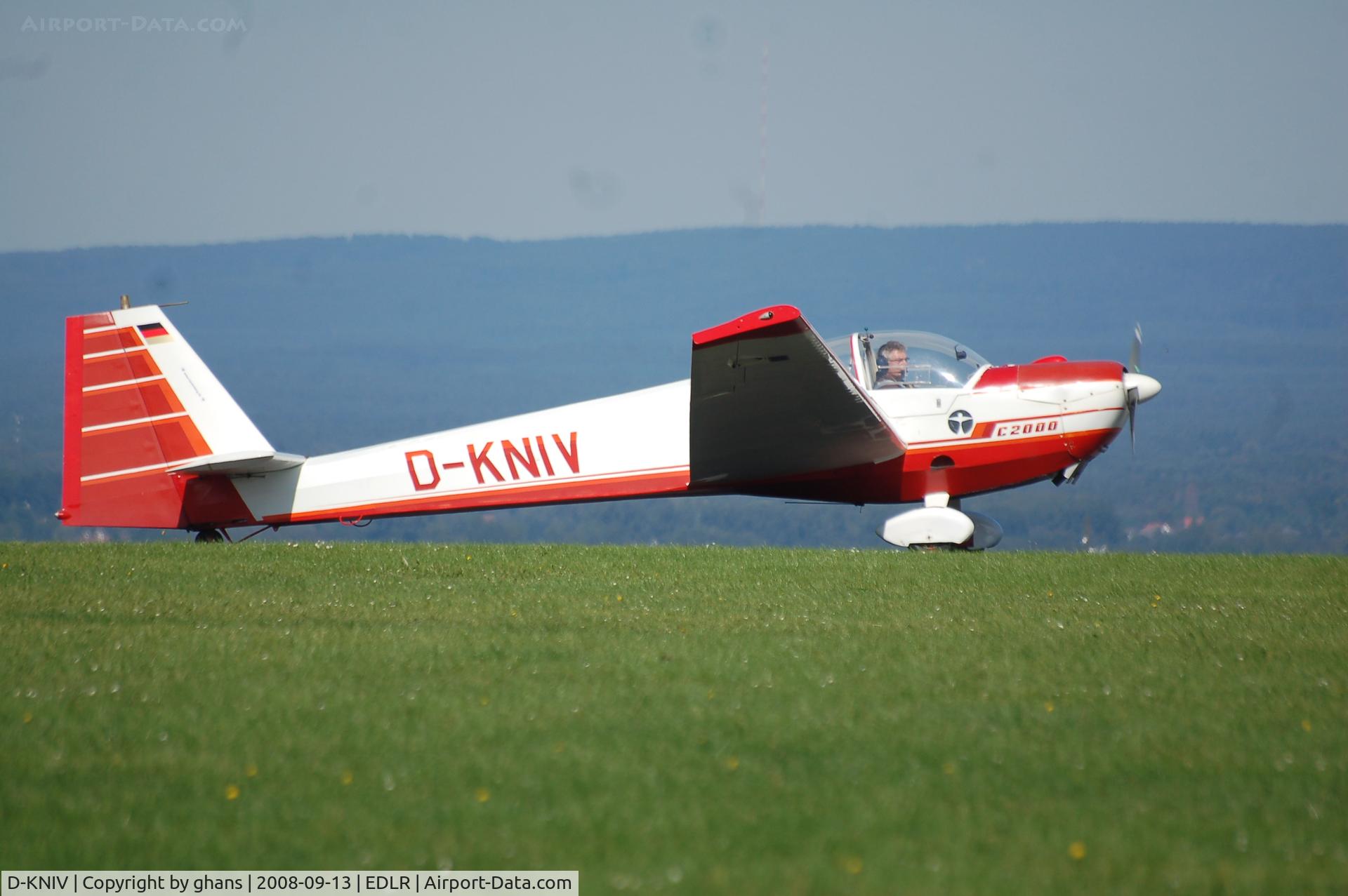 D-KNIV, Scheibe SF-25C Falke 2000 C/N 44432, Just landed at Haxtenberg