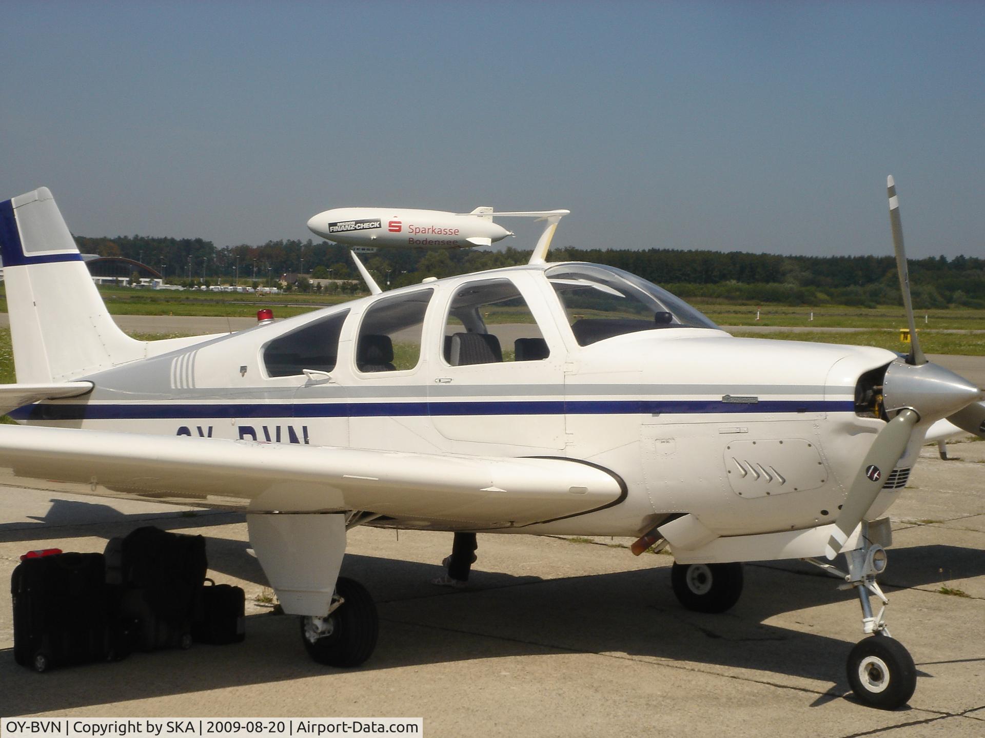 OY-BVN, Beech F33A Bonanza C/N CE-783, BVN in Freidrichshafen