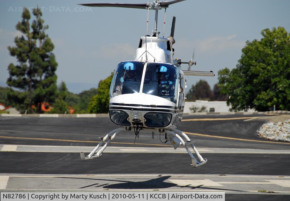 N82786, 1971 Bell OH-58A Kiowa C/N 41383, Pick up to a hover