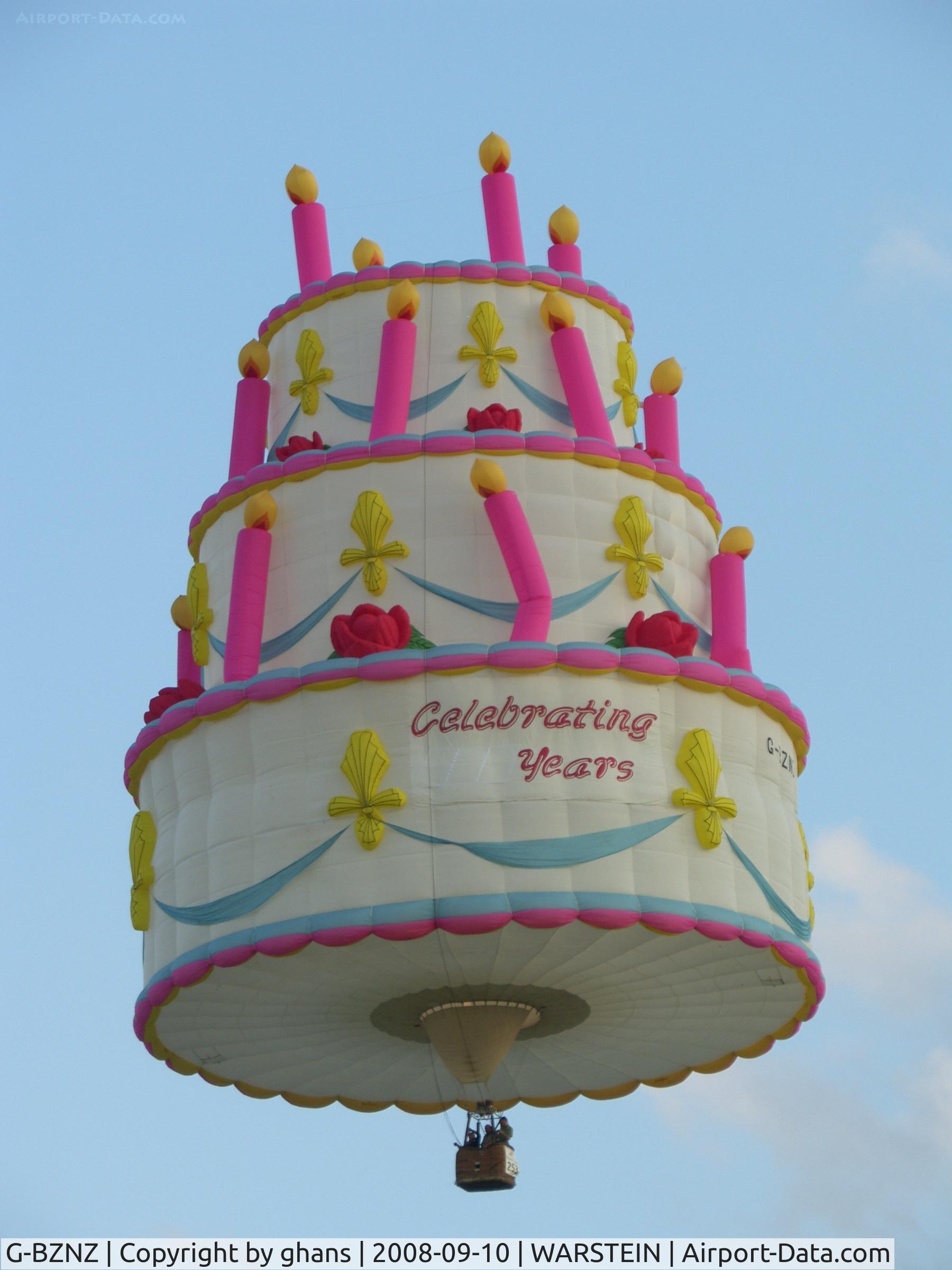 G-BZNZ, 2001 Lindstrand Balloons Ltd LBL CAKE C/N 747, Nice cake for your birthday