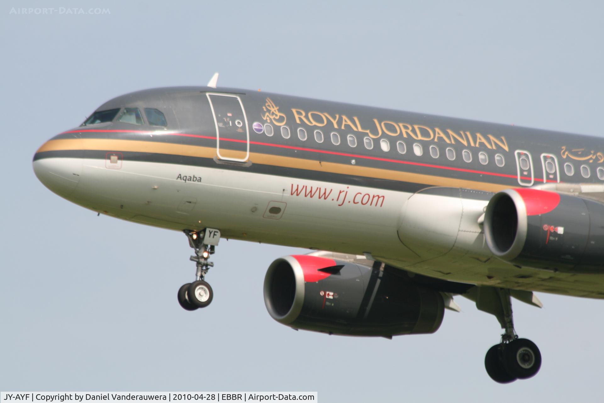 JY-AYF, 2006 Airbus A320-232 C/N 2692, Arrival of flight RJ105 to RWY 25L