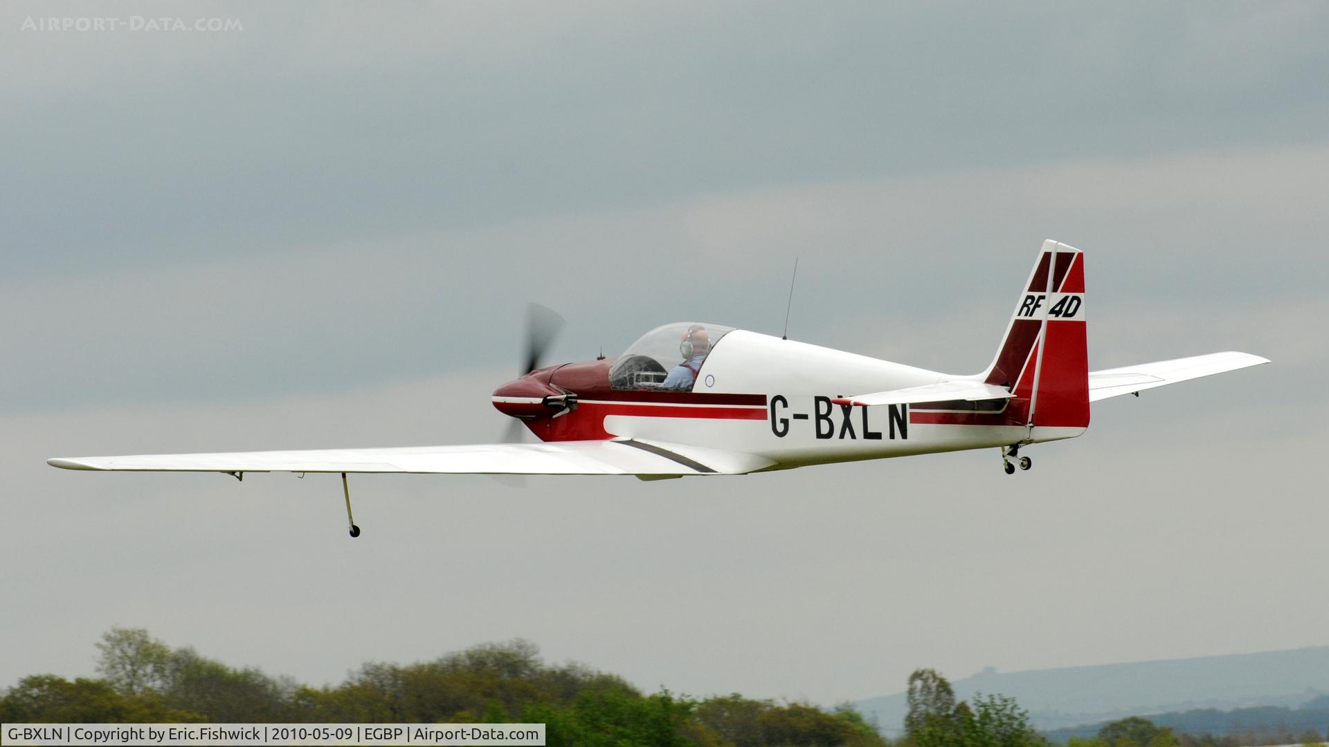 G-BXLN, 1967 Sportavia-Putzer Fournier RF-4D C/N 4022, 4. G-BXLN departing Kemble Airport (Great Vintage Flying Weekend)