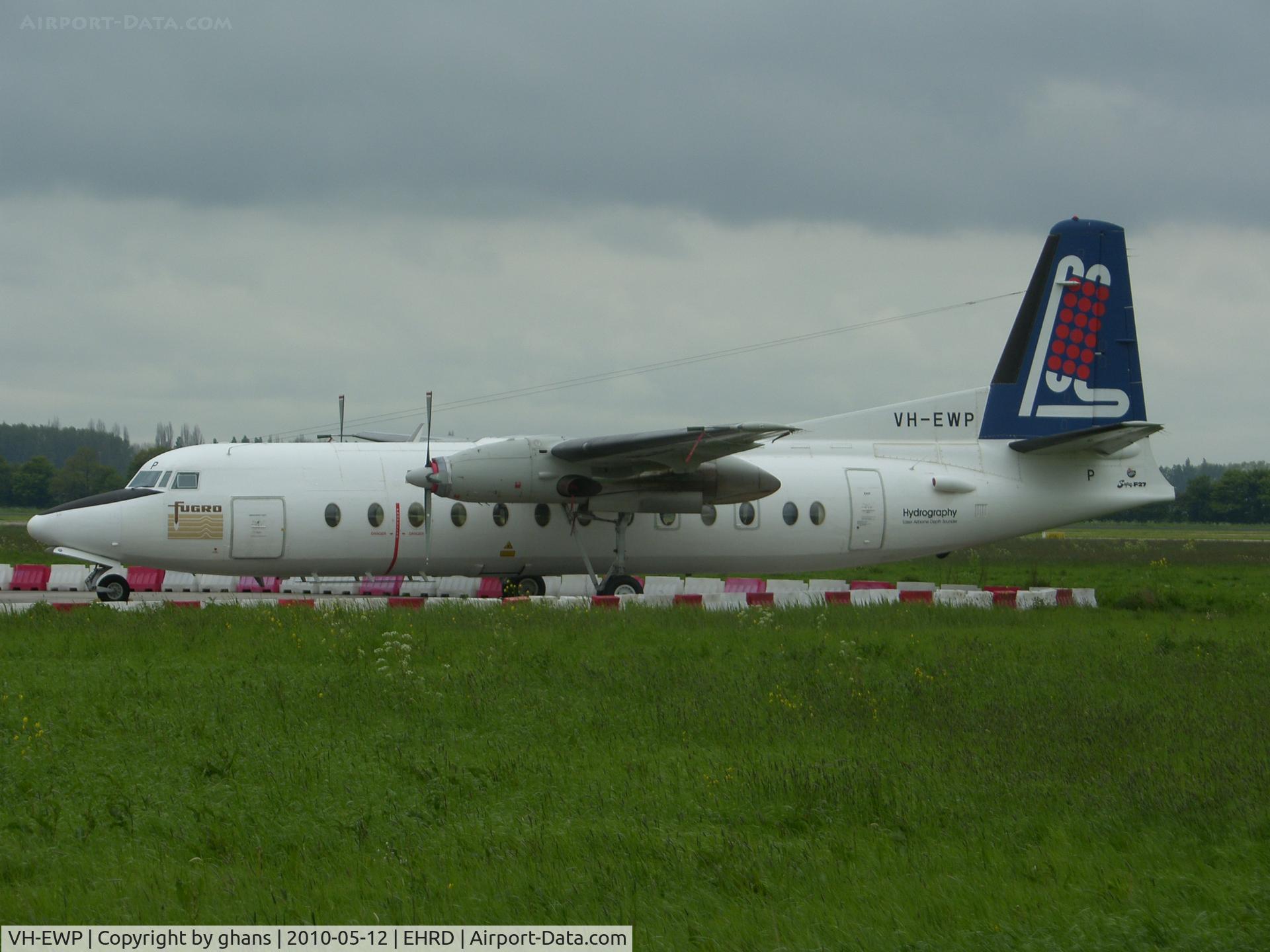 VH-EWP, 1976 Fokker F-27-500RF Friendship C/N 10534, Still waiting to depart.