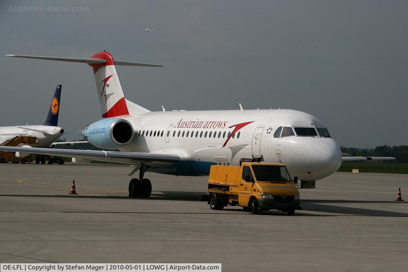 OE-LFL, 1995 Fokker 70 (F-28-0070) C/N 11573, Austrian Fokker 70