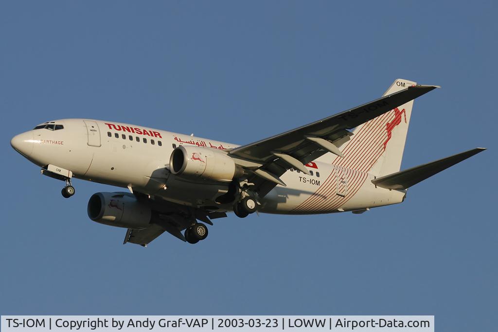 TS-IOM, 1999 Boeing 737-6H3 C/N 29498, Tunis Air 737-600