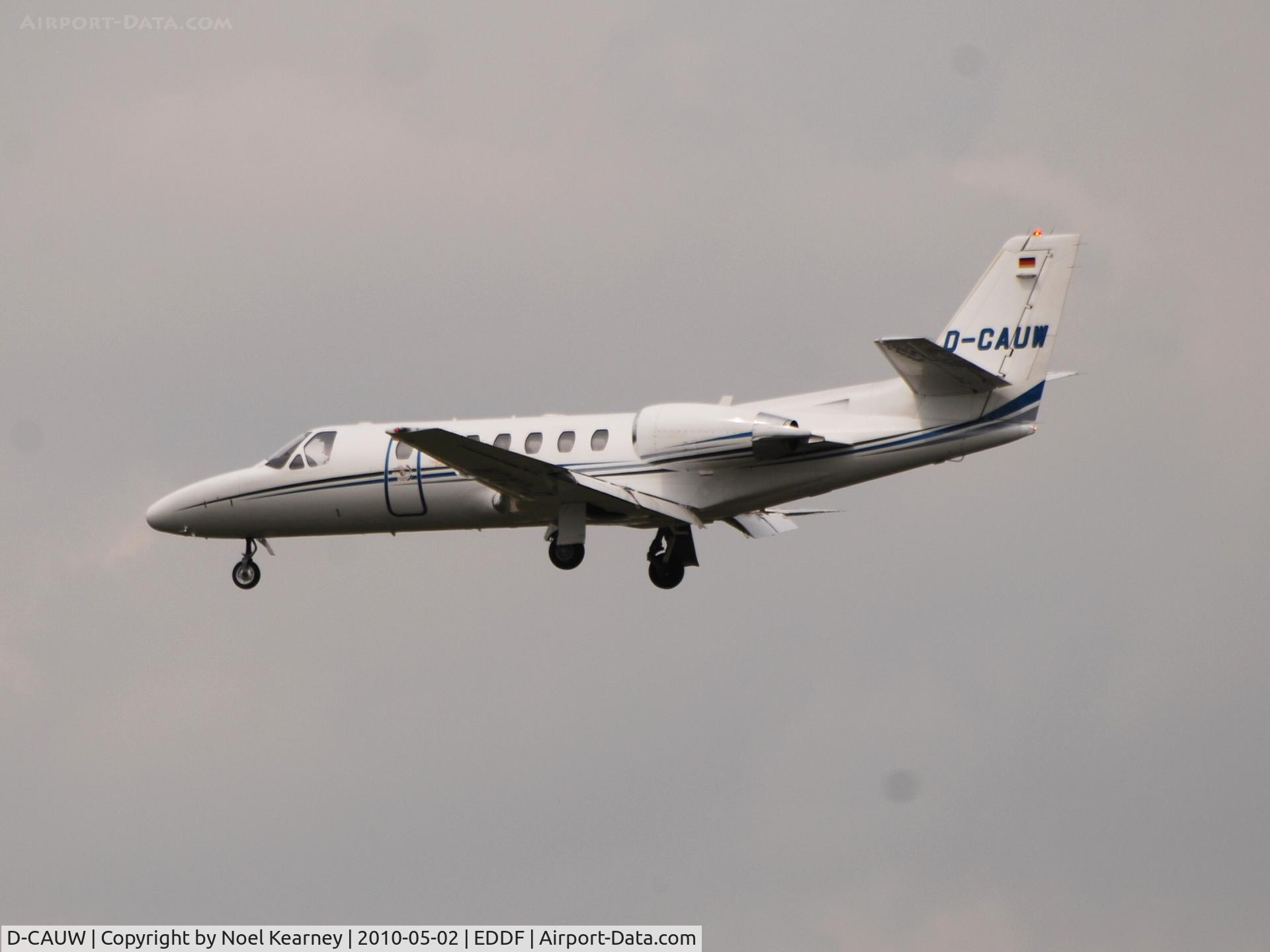D-CAUW, 2001 Cessna 560 Citation Encore C/N 560-0578, Landing on Rwy 25L