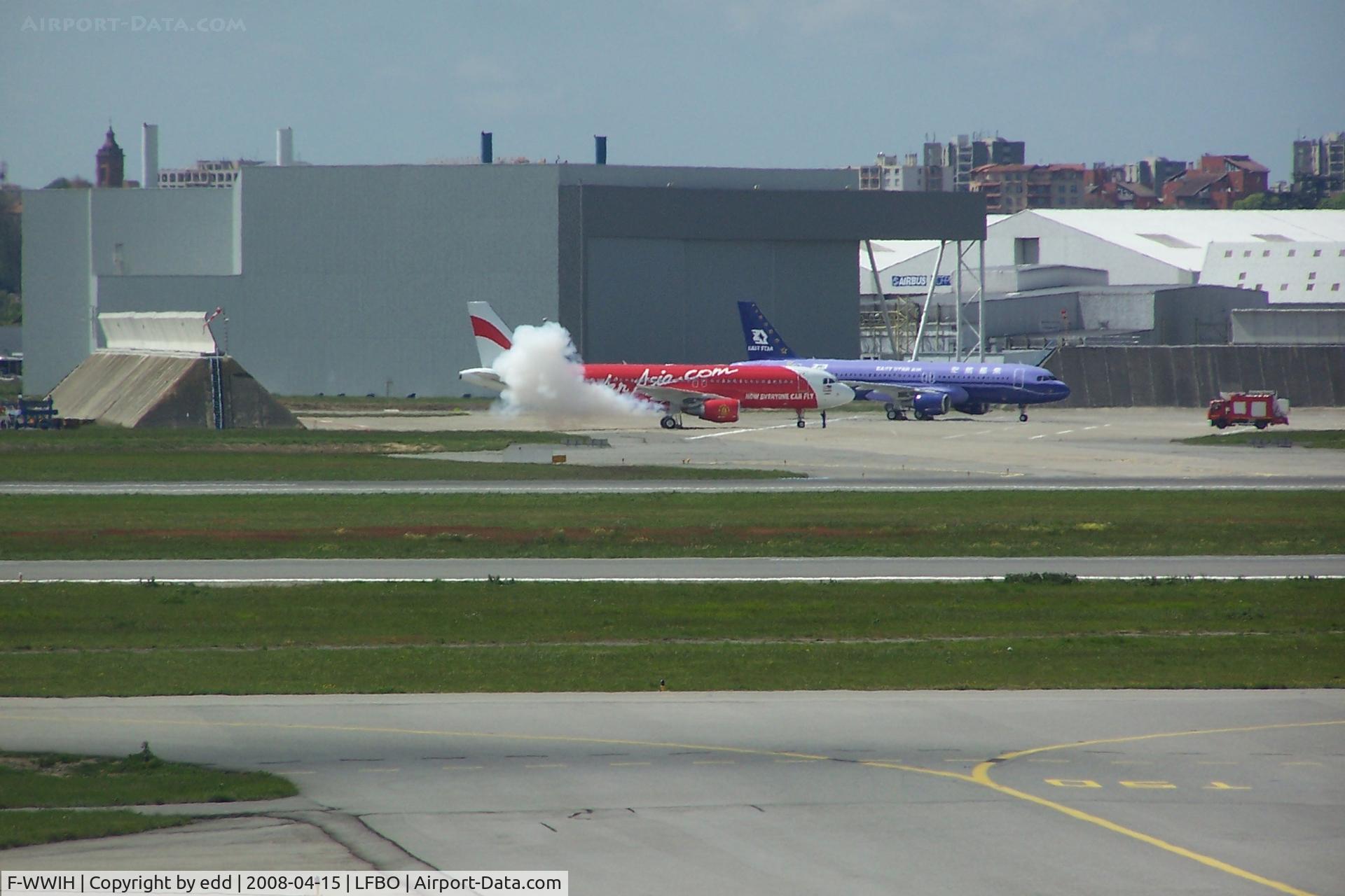 F-WWIH, 2003 Airbus A320-214 C/N 2048, FIRST STARTUP OF THE 320