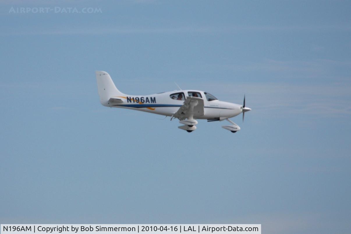N196AM, 2000 Cirrus SR20 C/N 1105, Arriving at Lakeland, FL during Sun N Fun 2010.
