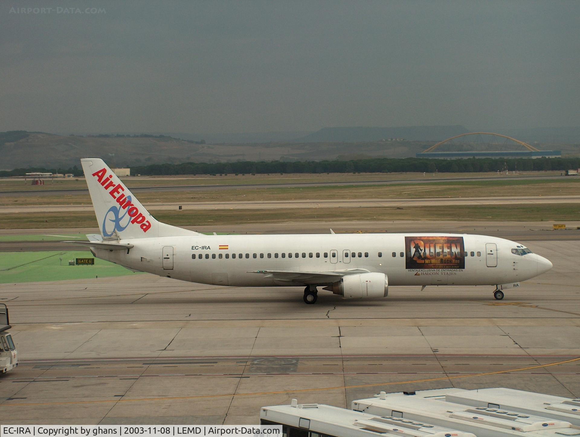 EC-IRA, 1990 Boeing 737-4Y0 C/N 24692, Queenflight