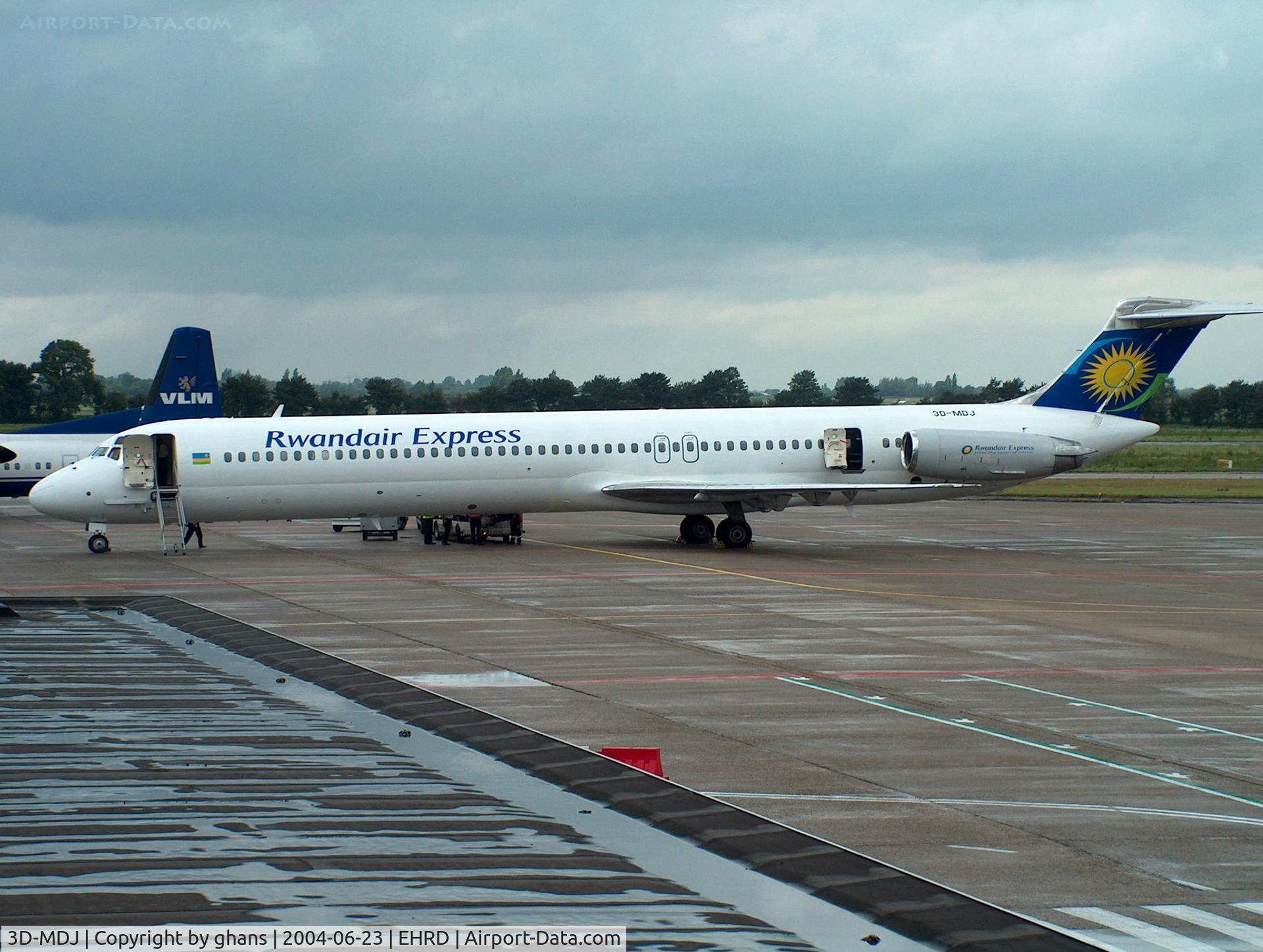 3D-MDJ, 1981 McDonnell Douglas MD-82 (DC-9-82) C/N 48039, Nice visitor at Rotterdam