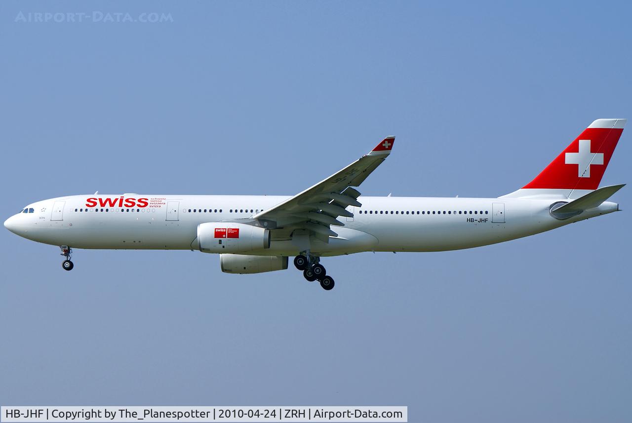 HB-JHF, 2010 Airbus A330-343X C/N 1089, New A330-300 for Swiss. Only 9 days old when Photo was taken and the Coat of Paint is still wet I guess :-)