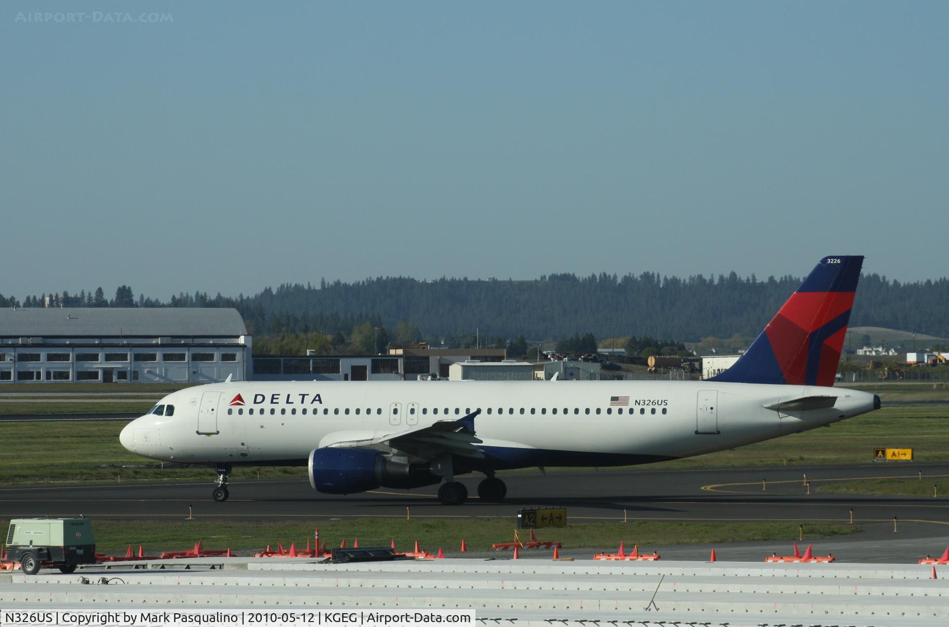 N326US, 1992 Airbus A320-211 C/N 282, Airbus A320