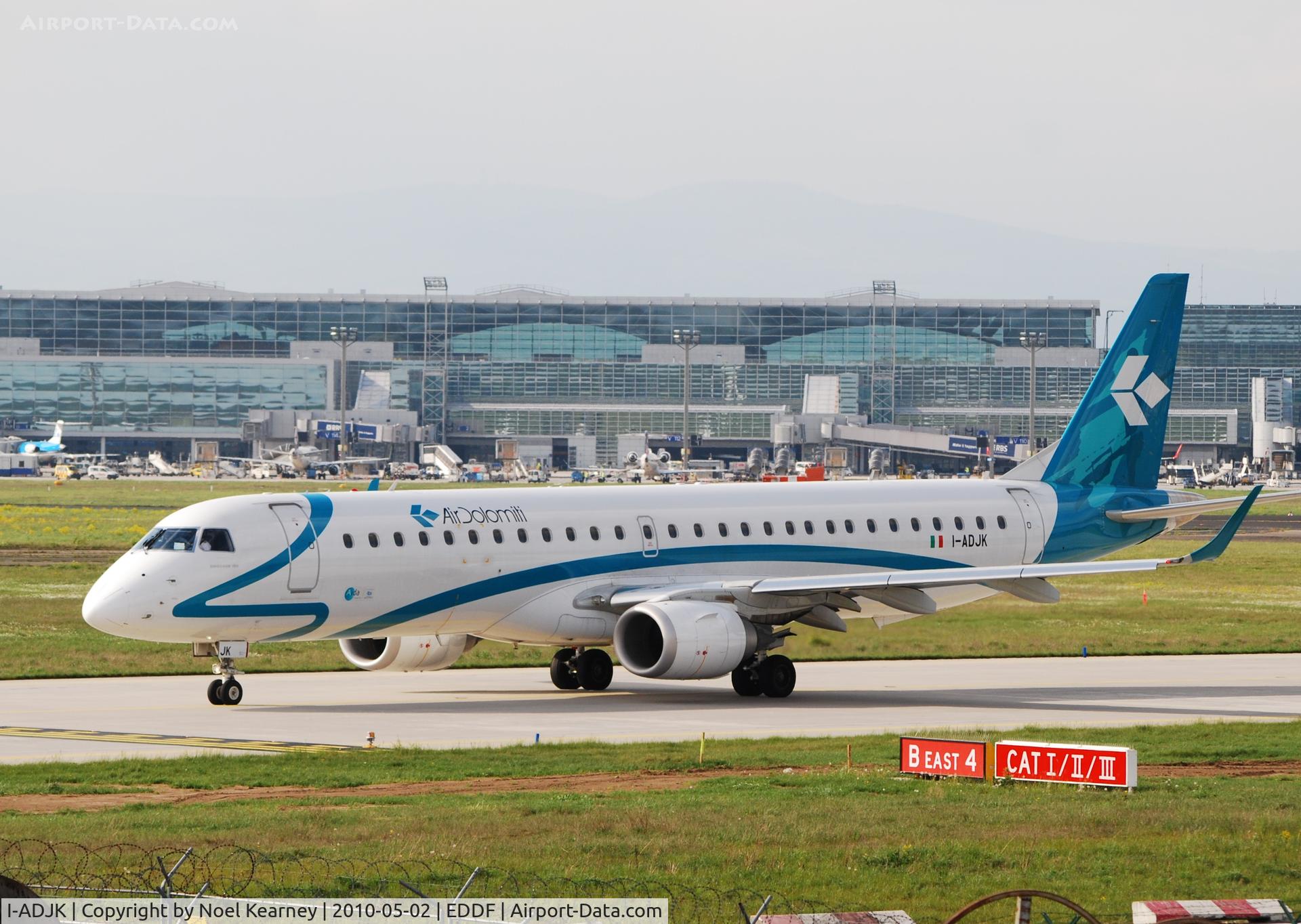 I-ADJK, 2009 Embraer 195LR (ERJ-190-200LR) C/N 19000245, Taxi-ing for Rwy 18