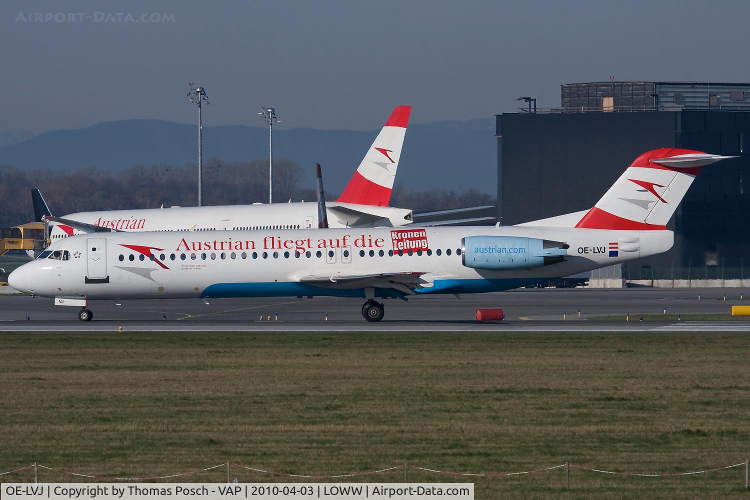 OE-LVJ, 1991 Fokker 100 (F-28-0100) C/N 11359, Austrian Arrows